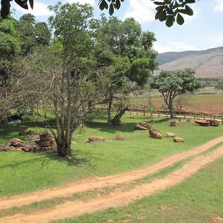 Caracal Lodge Mbombela Exterior photo